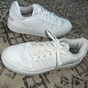 Womens Adidas size 11